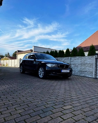 BMW Seria 1 cena 23900 przebieg: 225000, rok produkcji 2009 z Kobylin małe 154